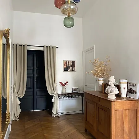 La D Olympe D Hotes Au Coeur De La Cite Historique 3* מונטובן