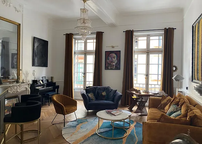 לינה וארוחת בוקר La D Olympe D Hotes Au Coeur De La Cite Historique 3*